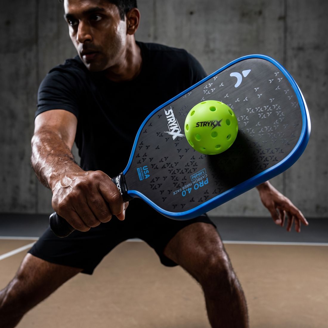 STRYKX Pro 4.0 paddle edge detail